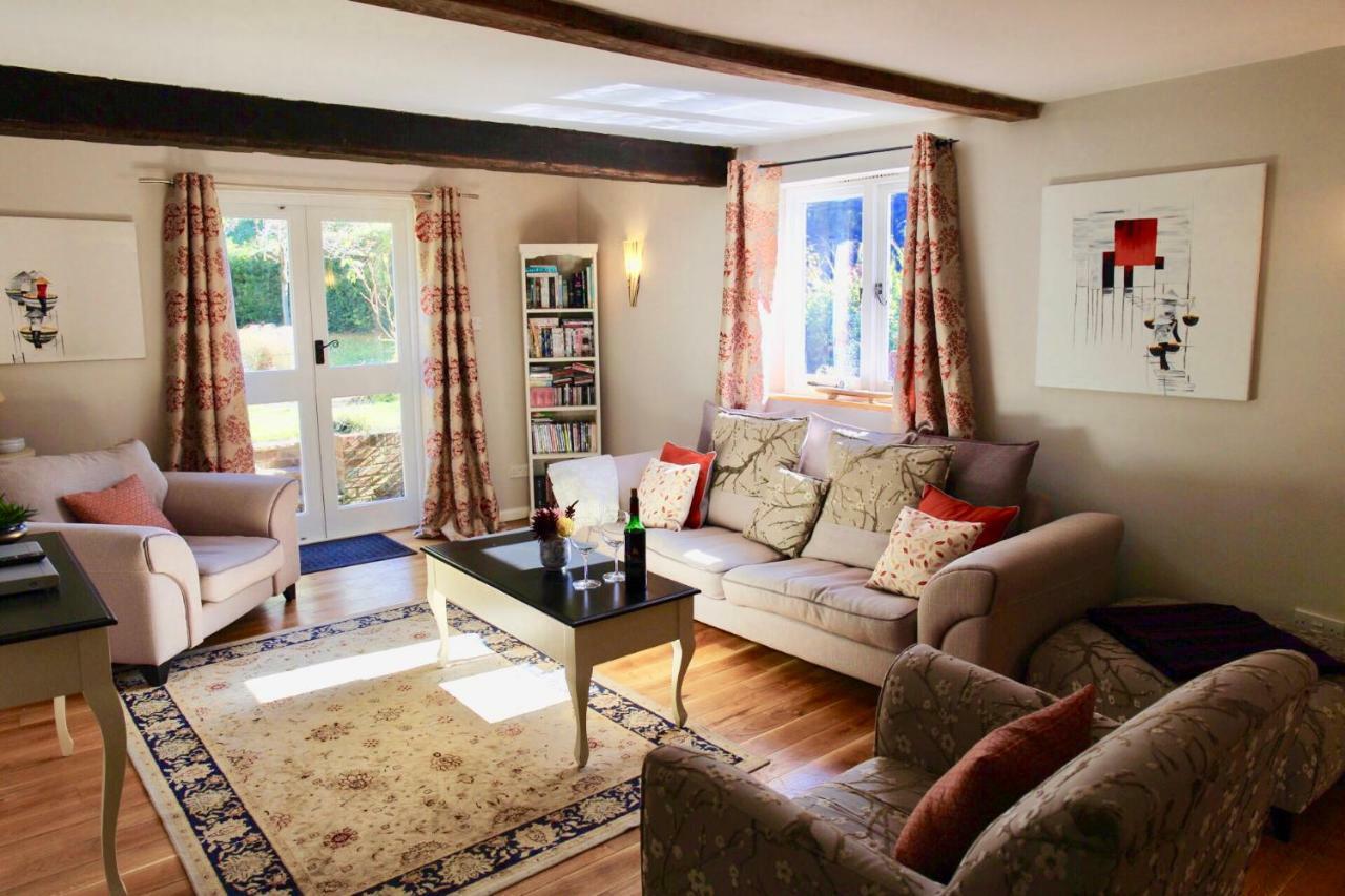 Вилла The Pigeon Loft Hurst Green  Экстерьер фото